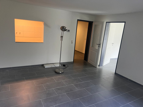 Exclusive Architect-Designed Home in Euskirchen: Stylish Garden & Newly Renovated Apartment - Gallery - 14