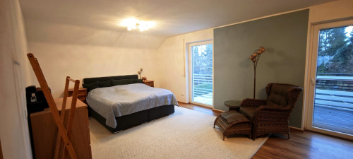 Lovely and good location single house to rent