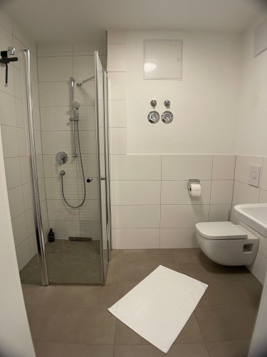Design Vogue Apartment-Central-Outlet-Elevator-Washing Machine - Gallery - 15