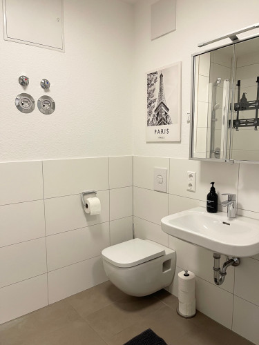 Design Vogue Apartment-Central-Outlet-Elevator-Washing Machine