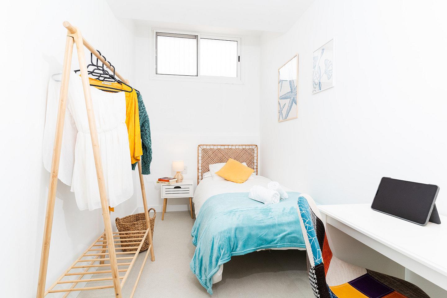  Private Room 7  -  Modern Coliving Space for Digital Nomads in Charming Las Galletas Collective  - Gallery -  6