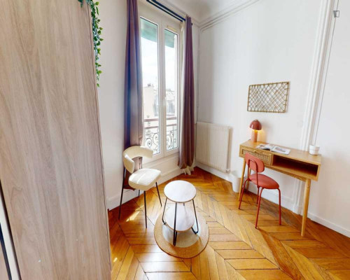 Big double bedroom in Saint-Georges