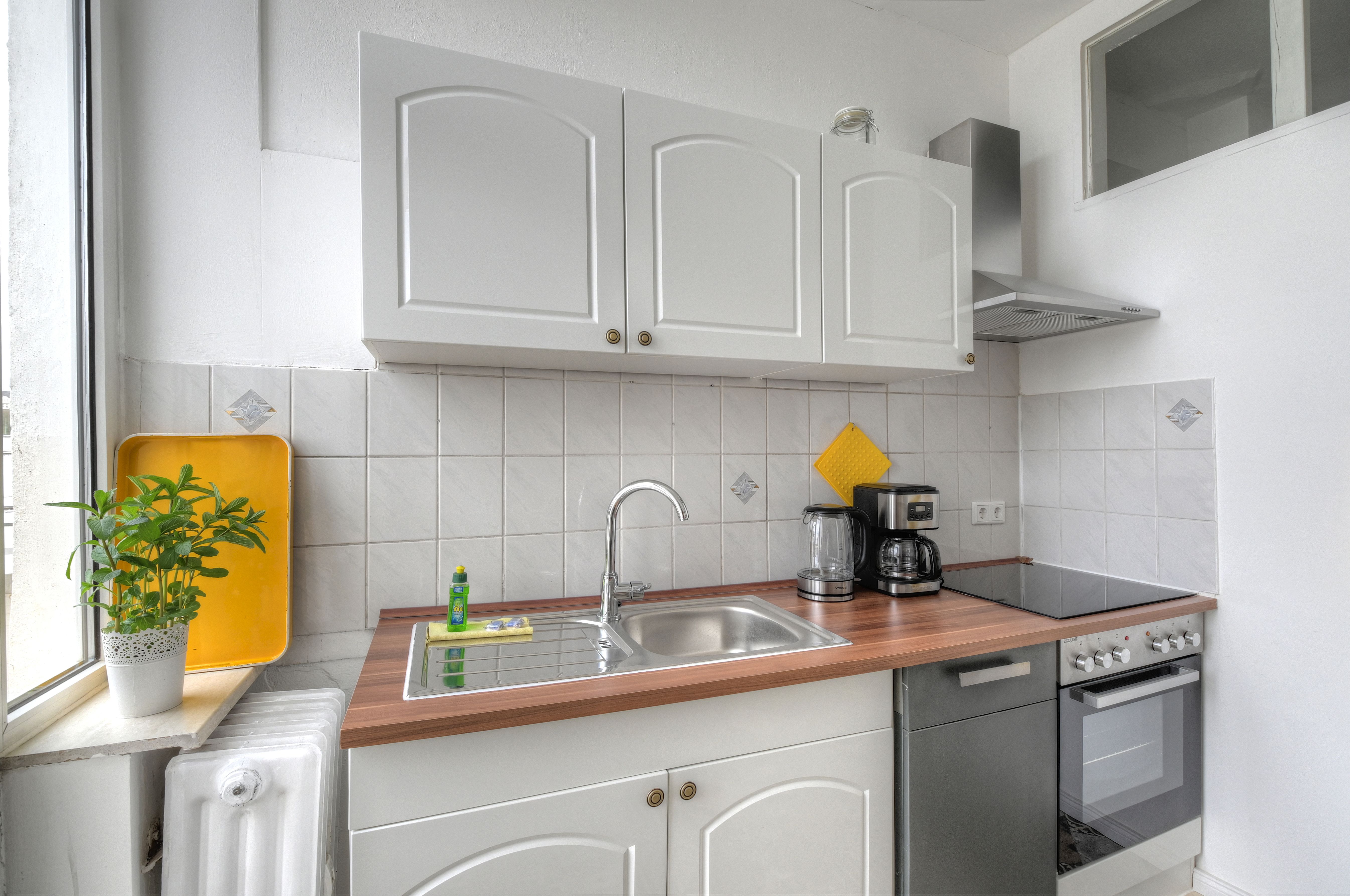 Cozy, Bright Home, Very Central, Perfect For Business Travelers. - Cozy, bright home, very central, perfect for business travelers. - Gallery - 13