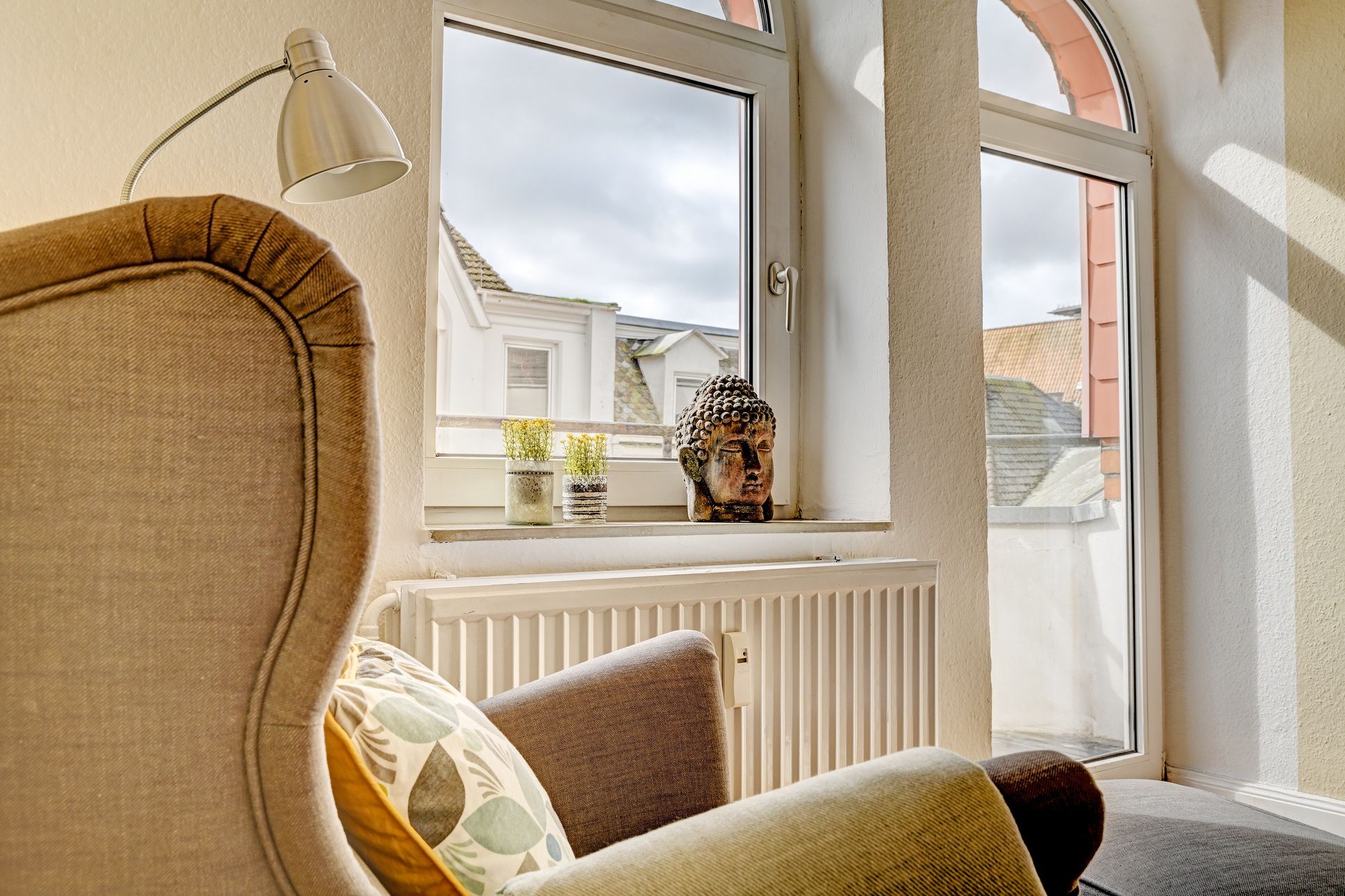 Cozy, Bright Home, Very Central, Perfect For Business Travelers. - Cozy, bright home, very central, perfect for business travelers. - Gallery - 2