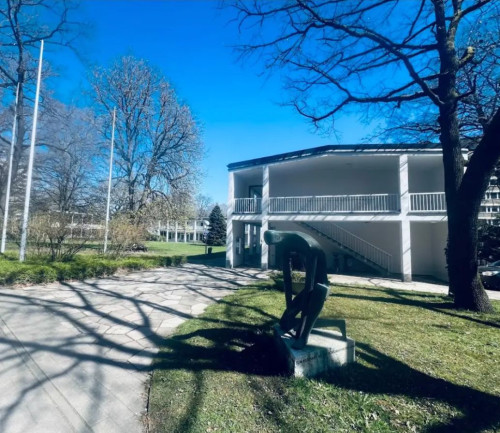 Bright, Fully Renovated 3-Room Apartment with Balcony – First Occupancy