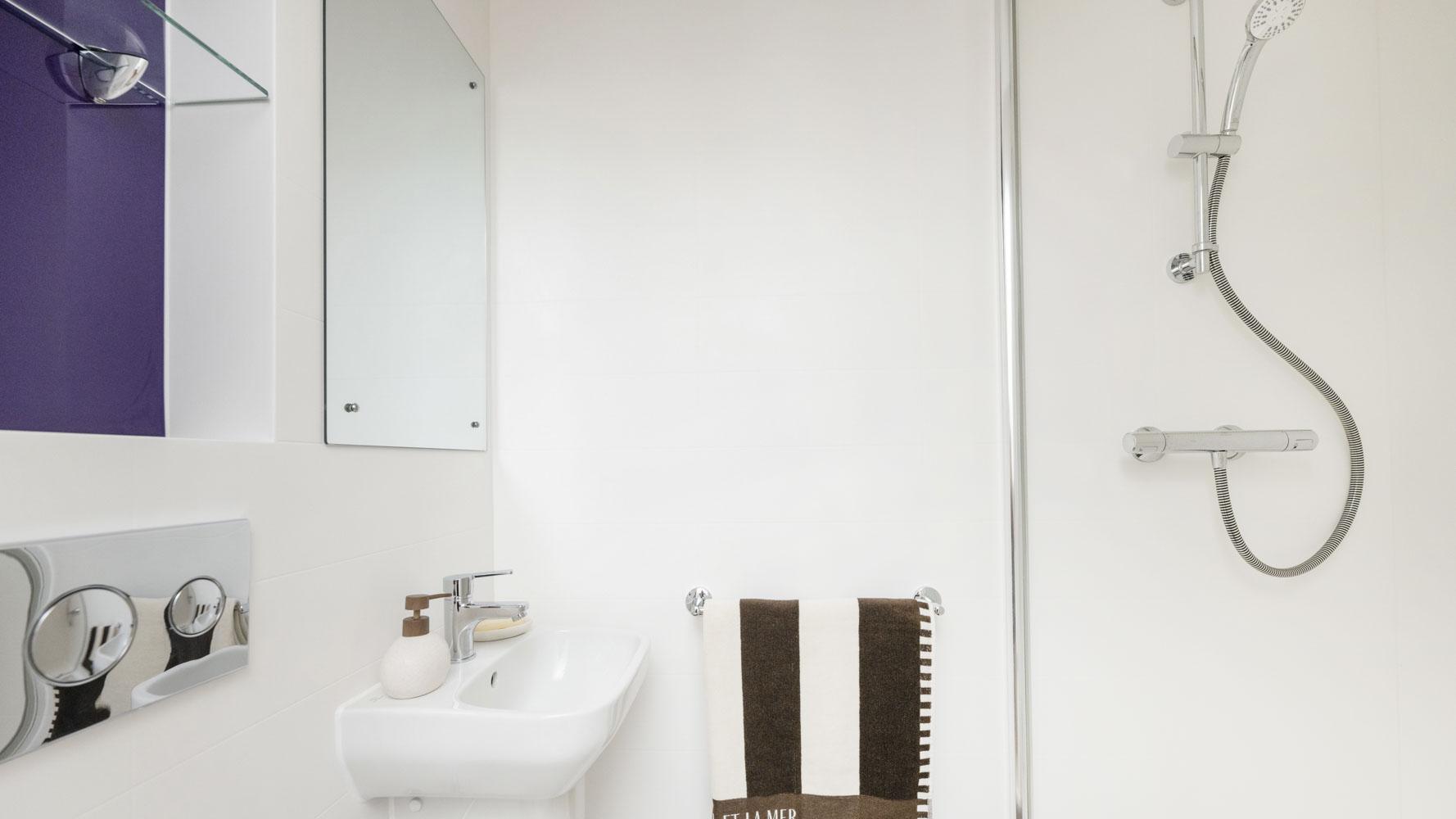 Classic En-Suite - Stellaris - Gallery - 11
