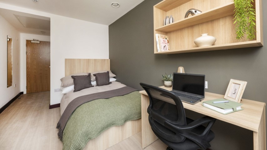 Classic En-Suite - Stellaris - Gallery - 1