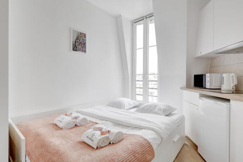 Studio Spontini: Charm in the heart of the 16th arrondissement.