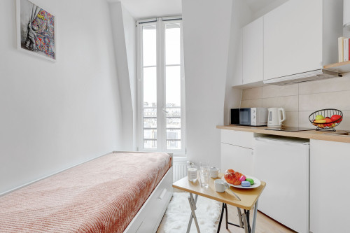 Studio Spontini: Charm in the heart of the 16th arrondissement.