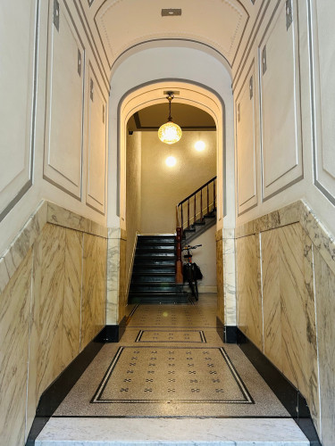 Charming & fully furnished Appartement at the Volksgarten in Düsseldorf