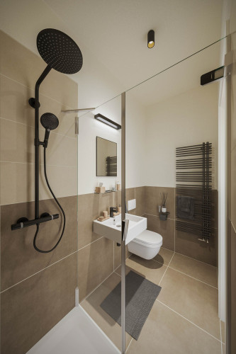 First occupancy: refurbished old building meets view - furnished 1-room flat