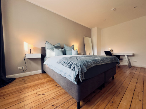 Modern, gorgeous suite with nice city view - Gallery - 10