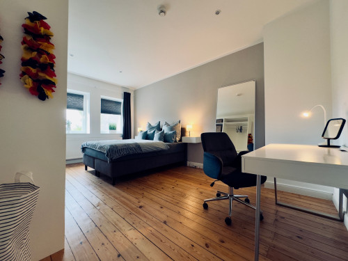 Modern, gorgeous suite with nice city view - Gallery - 9