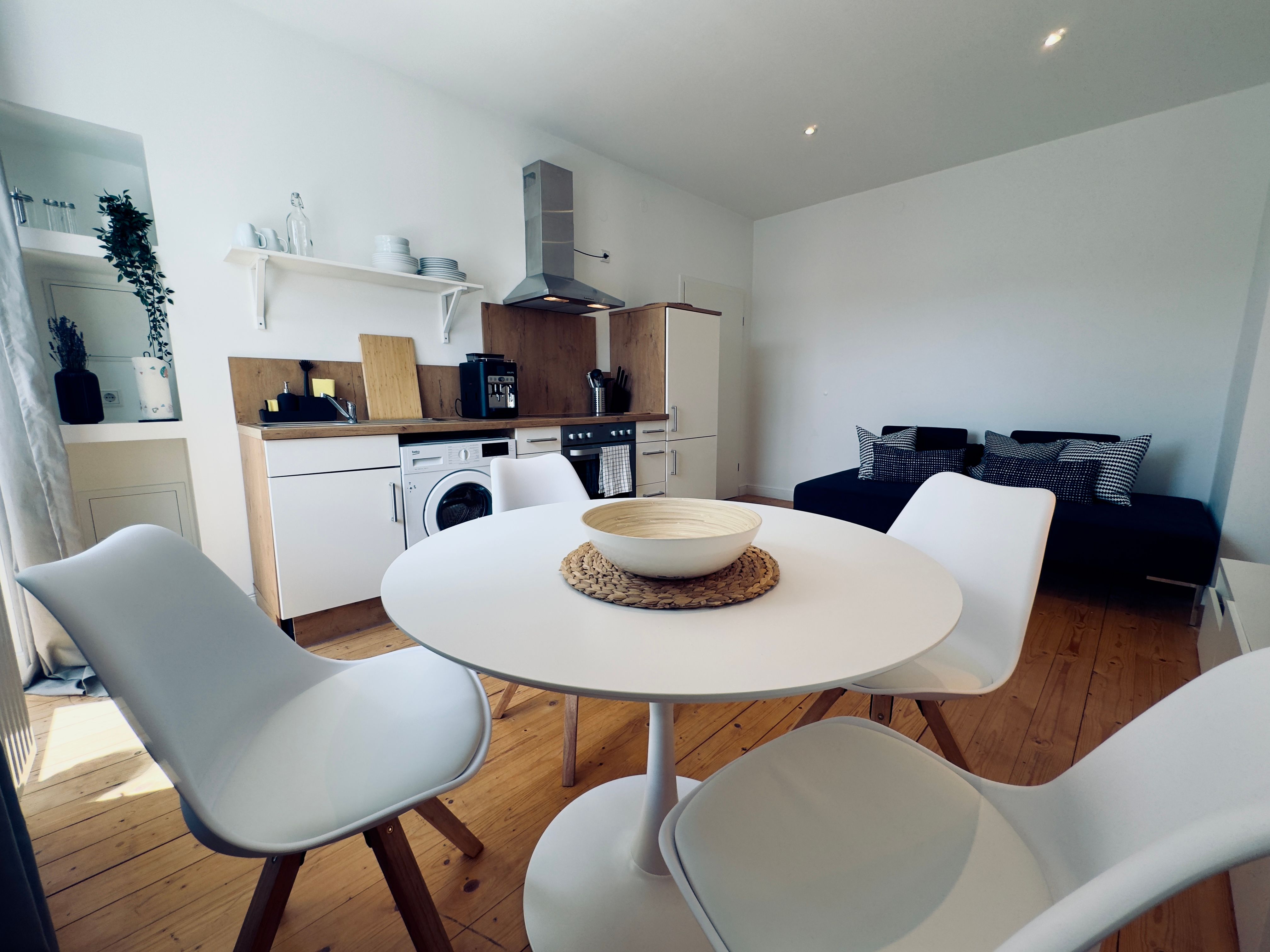 Modern, Gorgeous Suite With Nice City View - 12