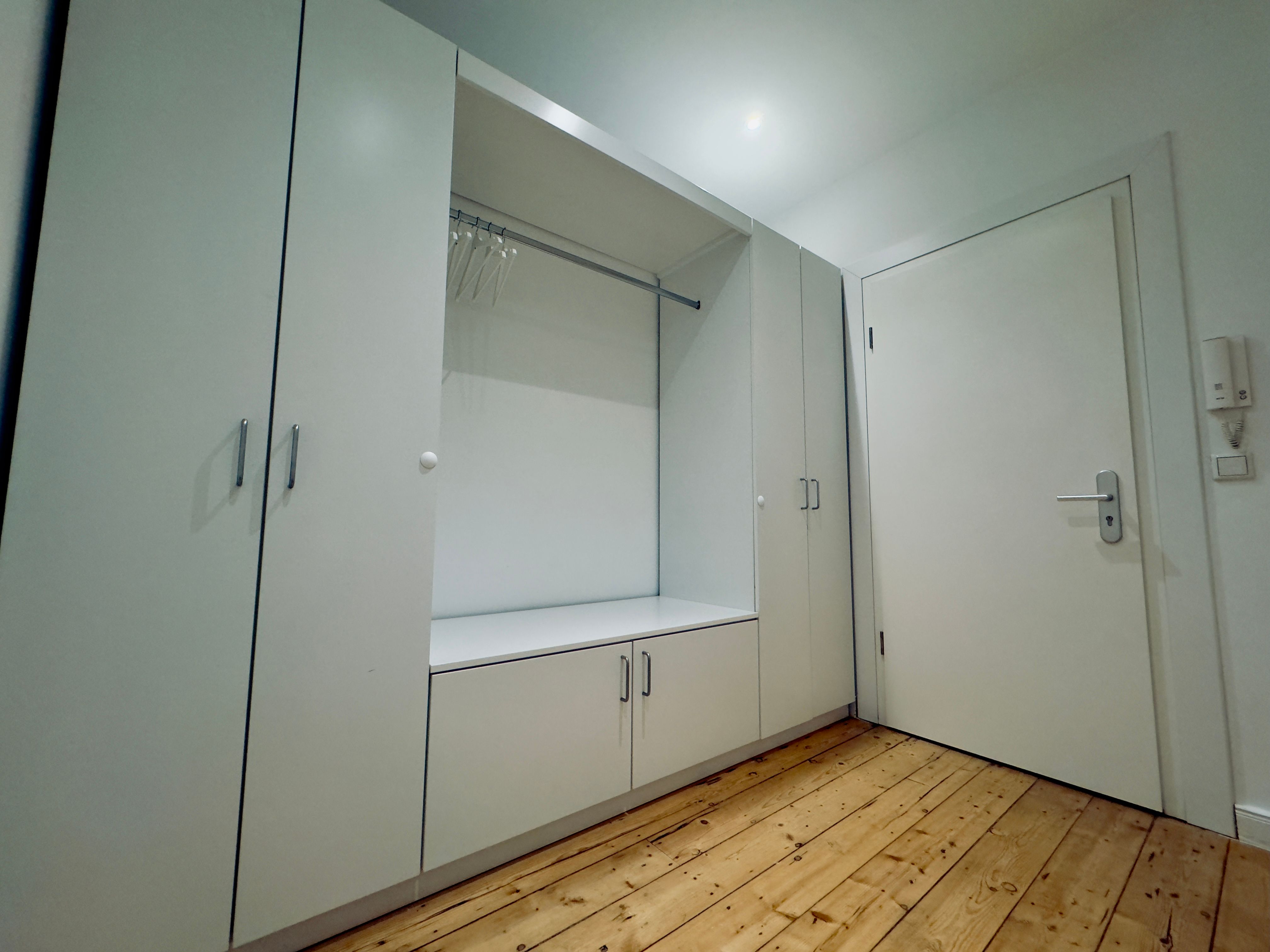 Modern, Gorgeous Suite With Nice City View - 8