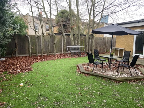 Chobham Rd - Gallery - 15