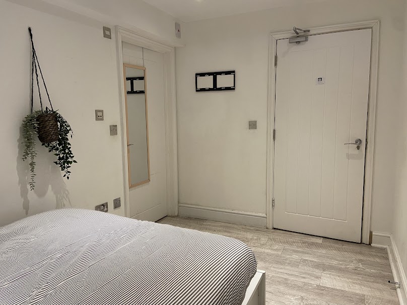 Double Ensuite - 8