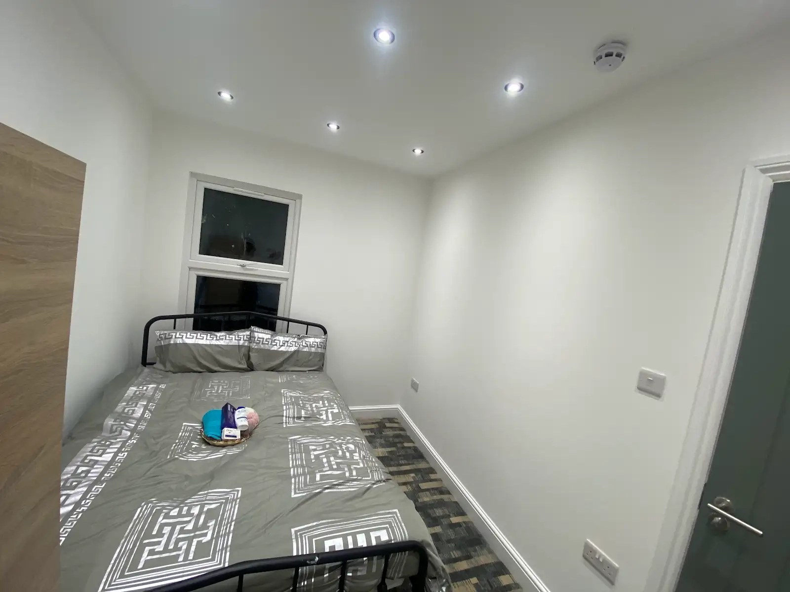 Shaftsbury - Gallery - 20