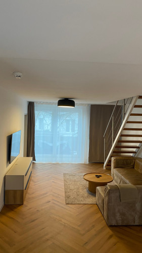 Spacious & modern flat located in Düsseldorf