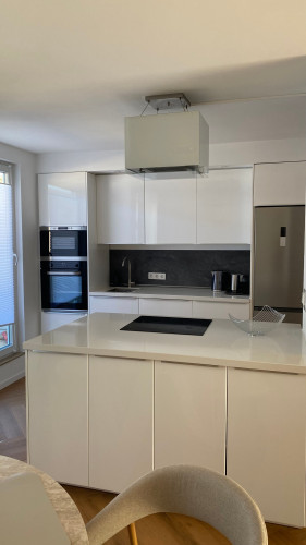 Spacious & modern flat located in Düsseldorf