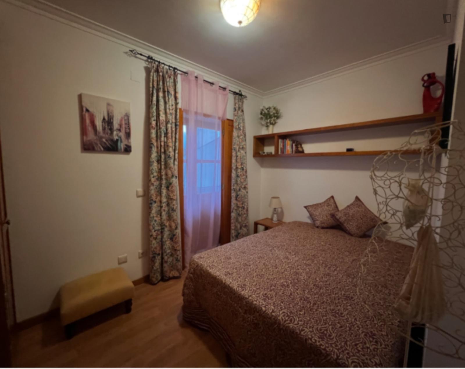 Cozy Double Bedroom In Miranda Do Corvo - Cozy Double Bedroom in Miranda do Corvo - Gallery - 1