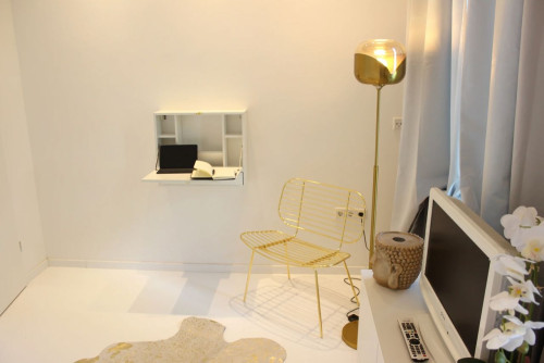 Co-Living : Wohnen wie im Hotel ! | Modernes möbliertes Zimmer in Köln - Neuehrenfeld !  - Gallery -  4