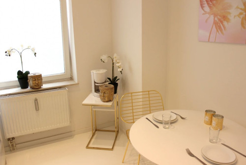 Co-Living : Wohnen wie im Hotel ! | Modernes möbliertes Zimmer in Köln - Neuehrenfeld ! - Gallery - 9
