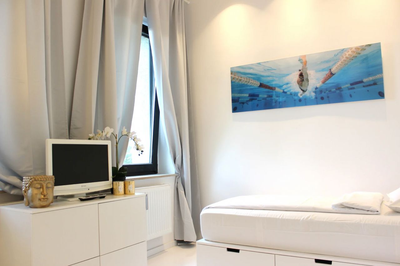 Co-Living : Wohnen wie im Hotel ! | Modernes möbliertes Zimmer in Köln - Neuehrenfeld ! - Rooms