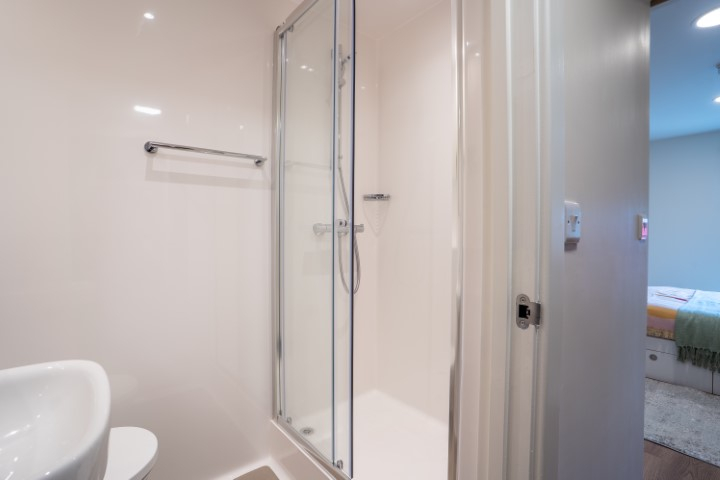 Grande 1 Bed Apartment -Dual Occupancy - Valerian - Gallery - 11