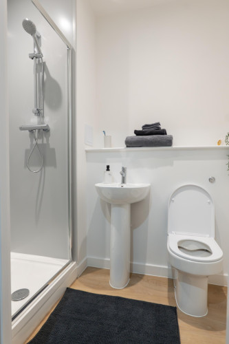 Telephone House - Gallery - 10