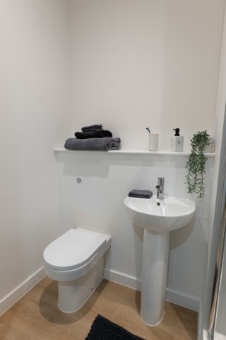 Premium En Suite - Telephone House - Gallery - 11