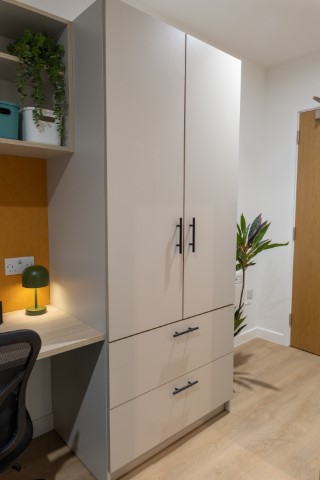 Premium Plus En Suite - Telephone House - Gallery - 15
