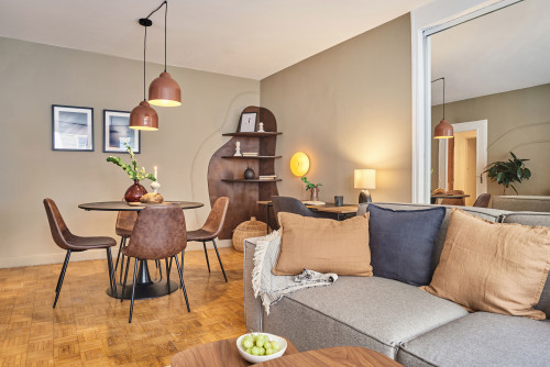 Fauna - 1 bedroom and terrace on Canal Saint-Martin