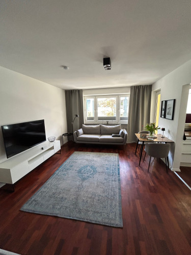 Top möbliertes Apartment direkt an der U-Bahn Heimeranplatz