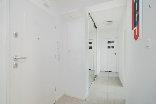Big single bedroom near the Rondo ONZ metro - Gallery - 14