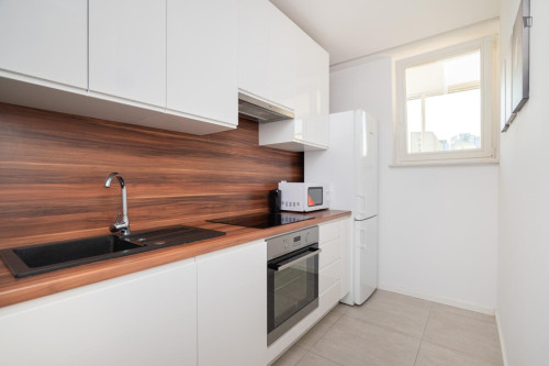 Big single bedroom near the Rondo ONZ metro - Gallery - 18