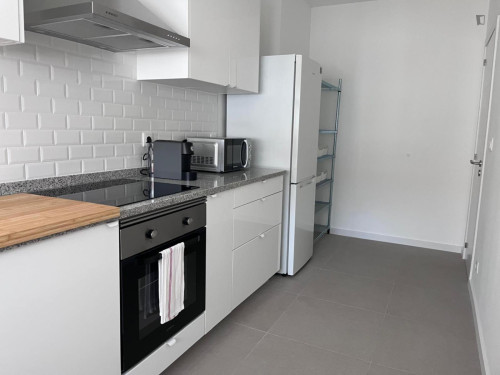 Dreamy Single Bedroom close to ISTEC