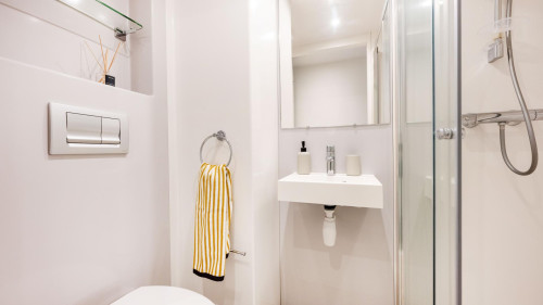 Howard Gardens - Gallery - 67