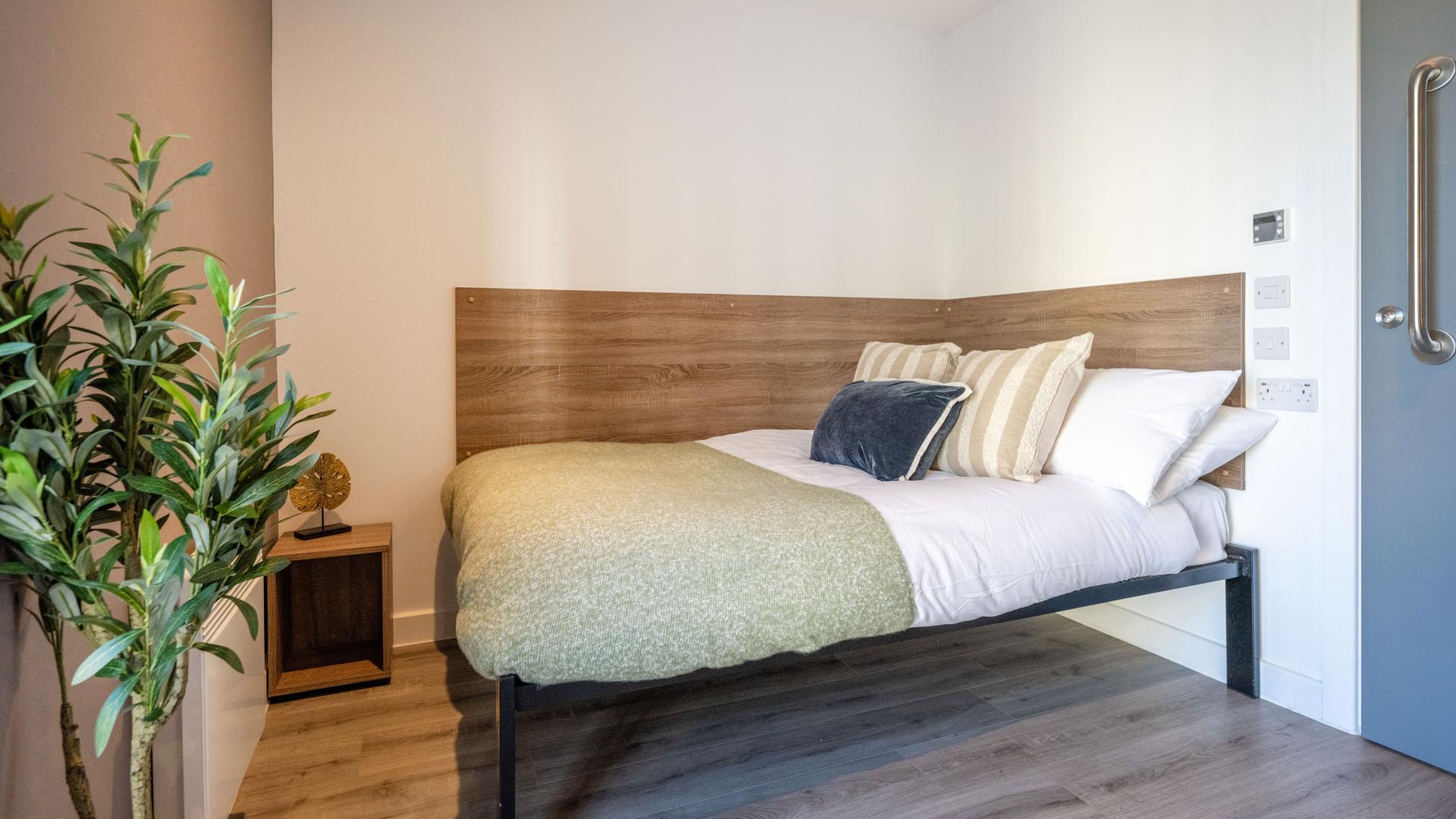 Premium Plus En-Suite - 1