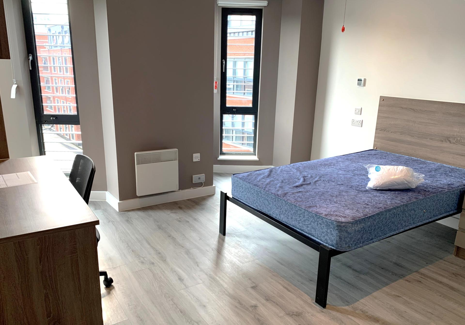 Superior En-Suite - 7