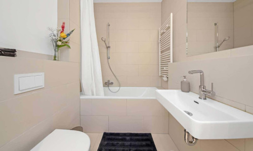 Studio for rent in Berlin, bills included, perfect for any tenant