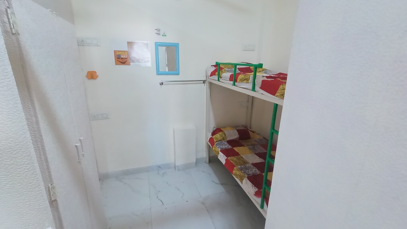 Room C2(Full Room) - 1