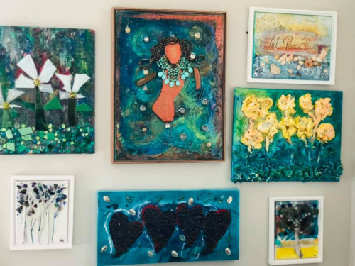 Charming Women-Only Coliving in Mapleton-Fall Creek Near Downtown Indy