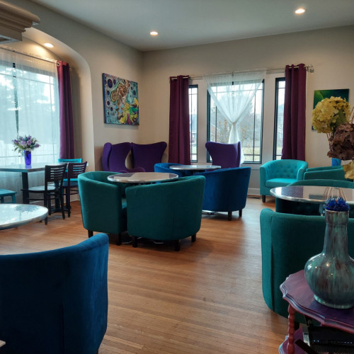 Charming Women-Only Coliving in Mapleton-Fall Creek Near Downtown Indy Home