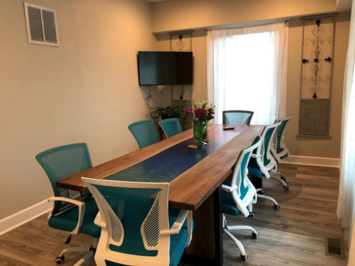 Charming Women-Only Coliving in Mapleton-Fall Creek Near Downtown Indy Home
