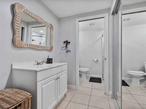 PRIVATE STUDIO NEAR BUSCH GARDENS 