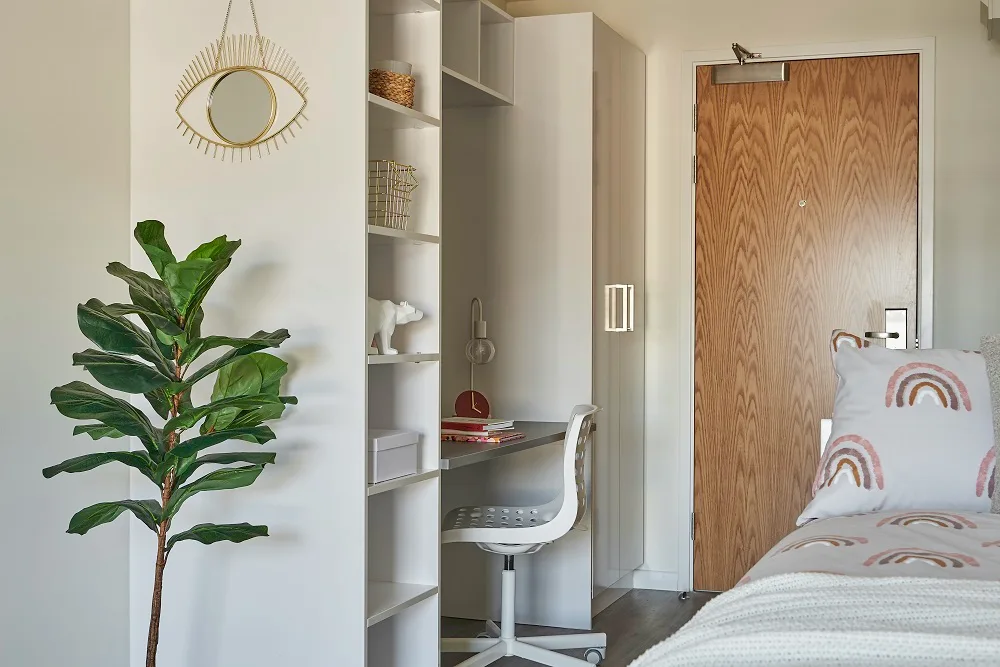  Standard Studio  -  The Bank - Southampton  - Gallery -  8