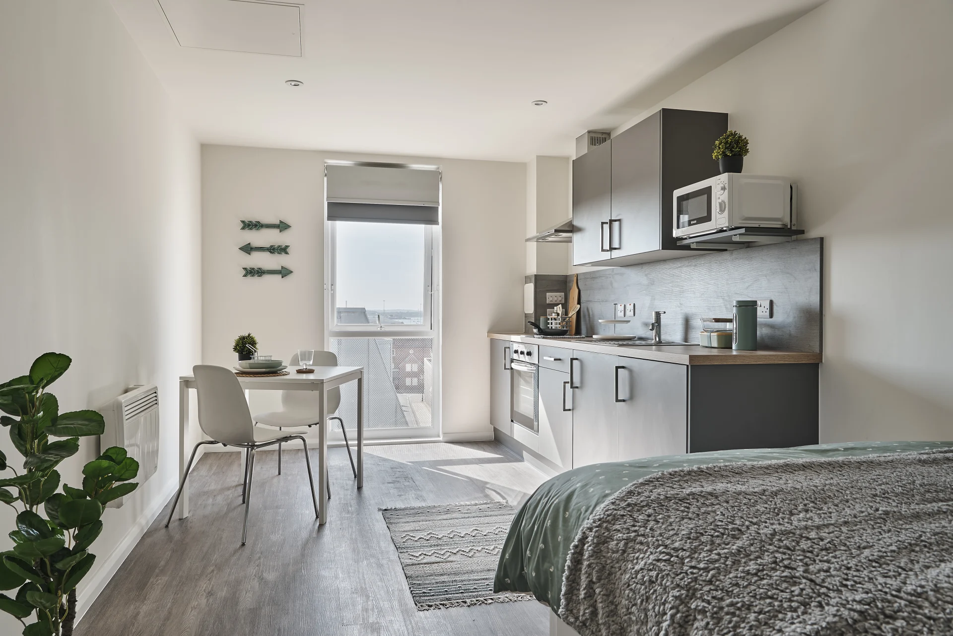 Superior Studio - Floor 4 - The Bank - Southampton - Gallery - 1