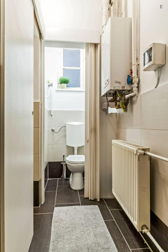 Very nice double bedroom near Blaha Lujza tér metro