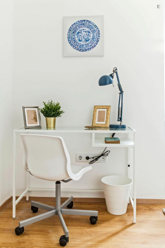 Very pleasant double bedroom near Blaha Lujza tér metro